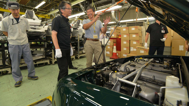 Illustration for article titled Mazda's First Factory-Restored Miata Looks Amazing